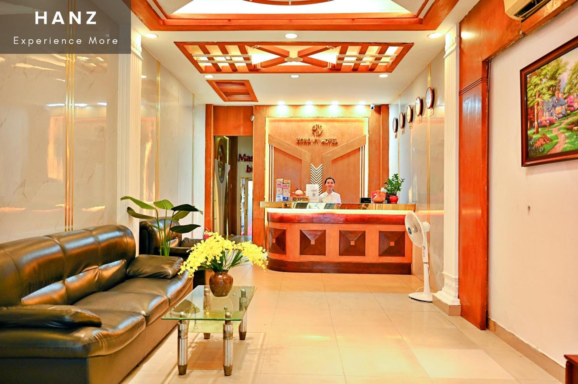 Cosmo Central Hotel Ho Chi Minh City Bagian luar foto